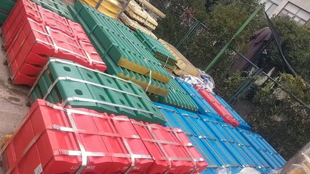 Sert ve Aşındırıcı Taş Kırma Tesisi Dökümleri,