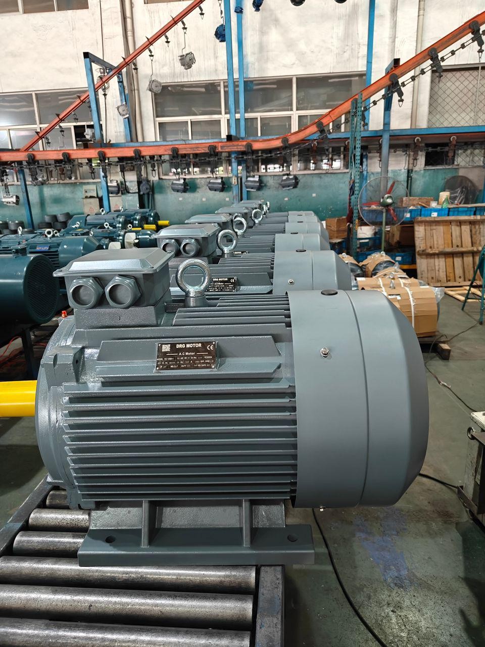 IE4 Yüksek Verimli Elektrik Motorları Fotograf